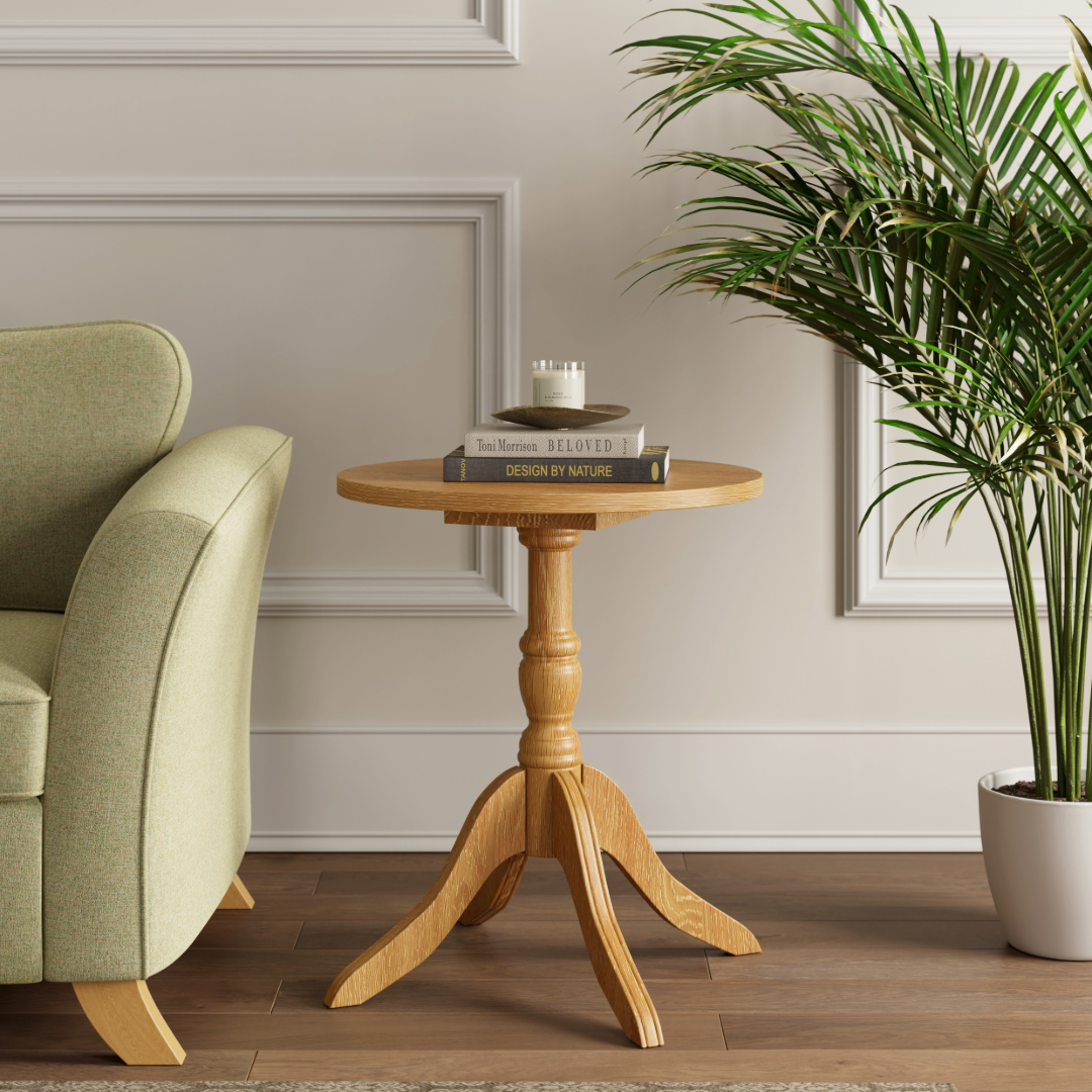 Livonia Small Traditional Circular Pedestal Table